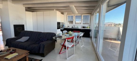 Ático de 3 habitaciónes en Trani, Italy No. 156482 13