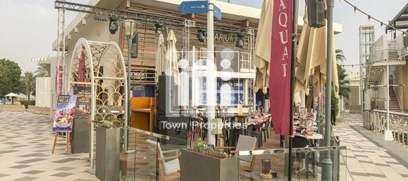 7 bedrooms Villa in Yas Island, UAE No. 8812 9