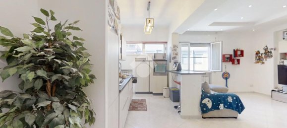 2 bedrooms Apartment in Brindisi, Italy No. 300020 11