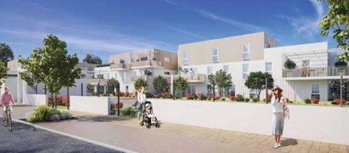 Studio in the Condo in Garons, France No. 37832