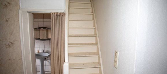 Casa de 7 habitaciónes en Monchengladbach, Germany No. 8628 29