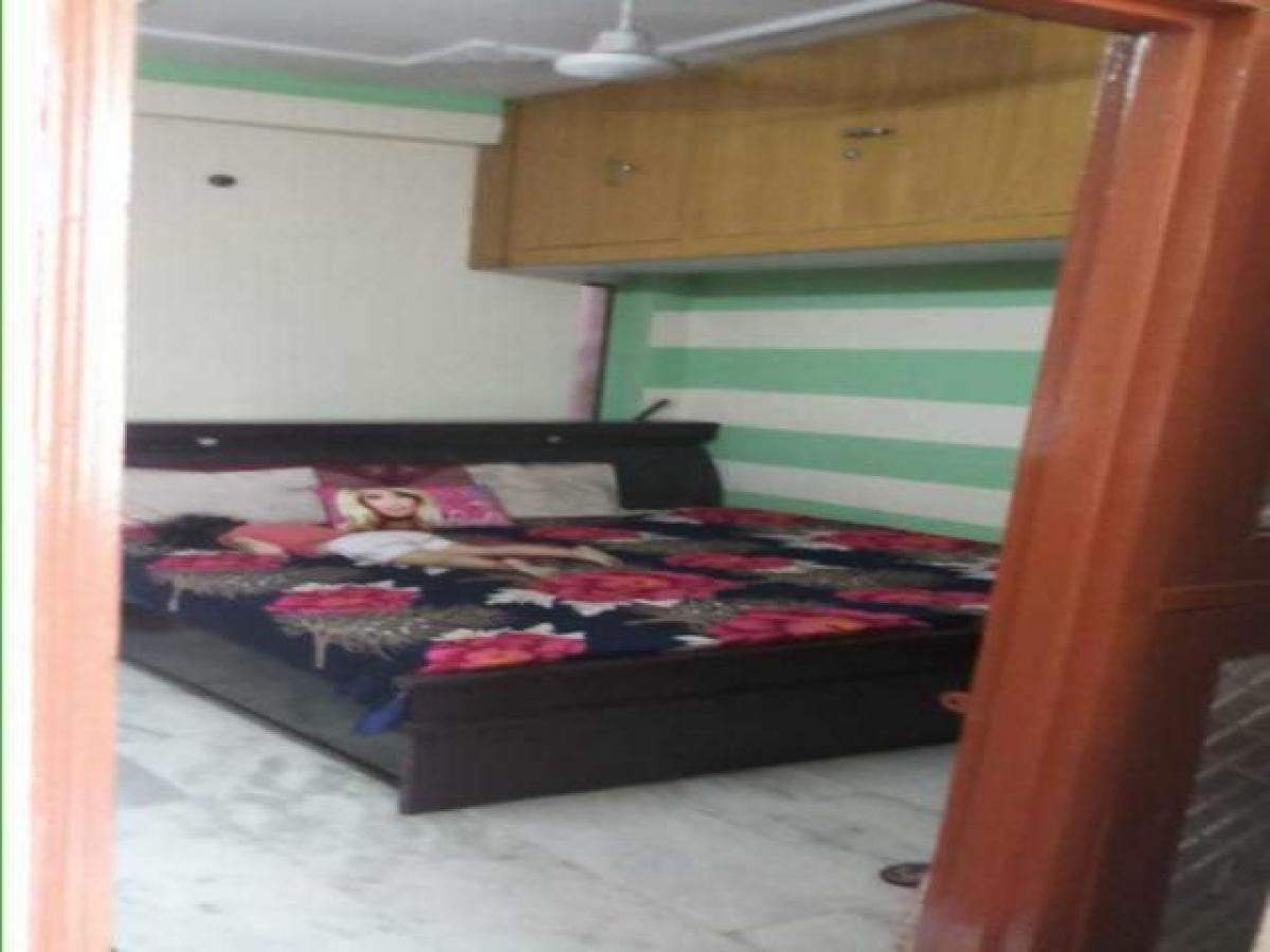2 bedrooms House in Ghaziabad, India No. 19406