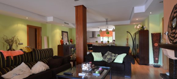 5 bedrooms Villa in Campoamor, Spain No. 493 4