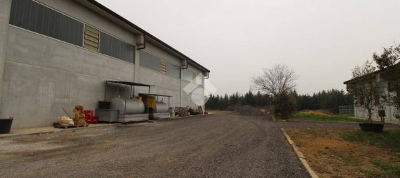 Склад с 3 комнатами в Вердерио, Италия № 143285 16