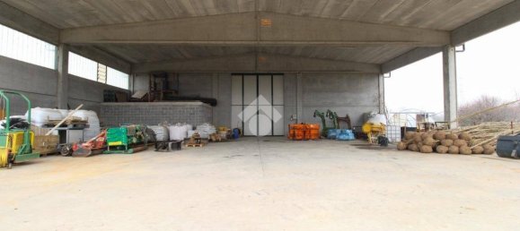 Склад с 3 комнатами в Вердерио, Италия № 143285 14