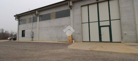 Склад с 3 комнатами в Вердерио, Италия № 143285 20