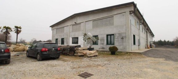 Склад с 3 комнатами в Вердерио, Италия № 143285 19