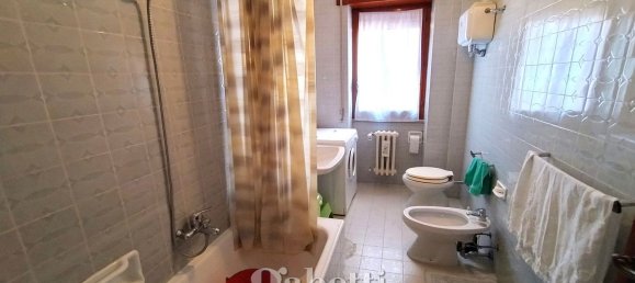 3 rooms Apartment in Campobasso, Italy No. 301881 13