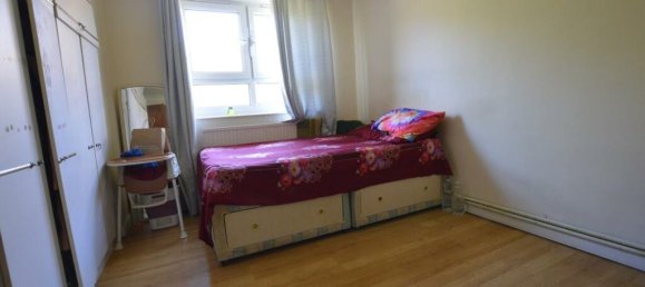 2 bedrooms Apartment in London, United Kingdom No. 12478 7