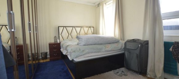 2 bedrooms Apartment in London, United Kingdom No. 12478 6