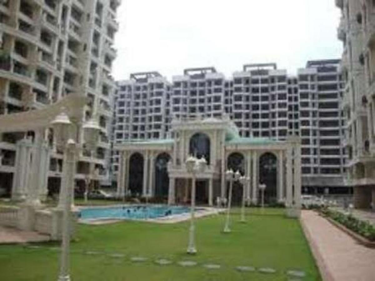 2 bedrooms House in Mumbai, India No. 24107