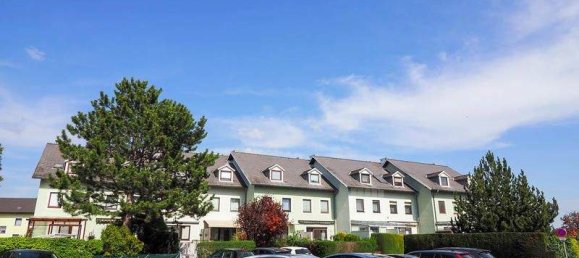 3-salle Maison de ville à Bruck an der Leitha, Austria No. 33972 2