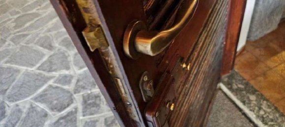 2غرفة شقة في Trezzo sull'Adda, Italy رقم 219402 16