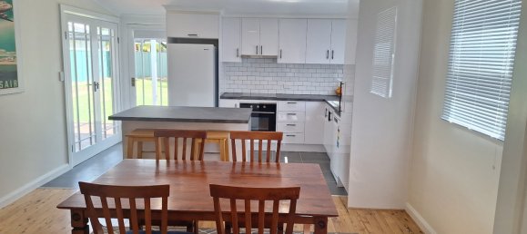 3 bedrooms House in Dubbo, Australia No. 12 2