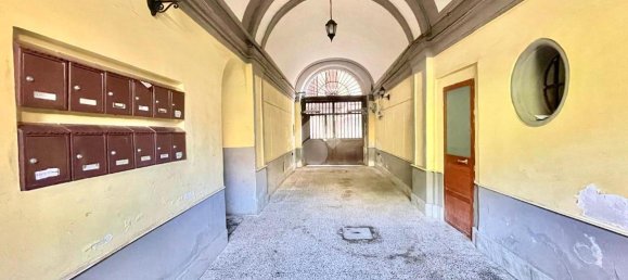 4-Zimmer Wohnung in Naples, Italy, Nr. 37373 7