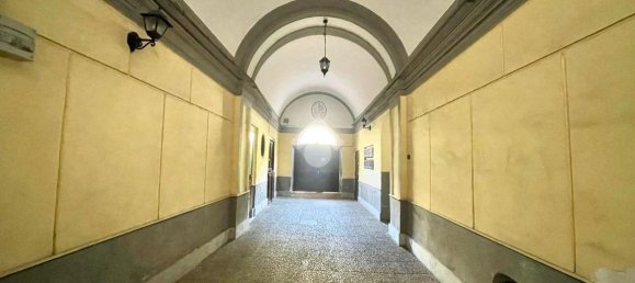 4-Zimmer Wohnung in Naples, Italy, Nr. 37373 8