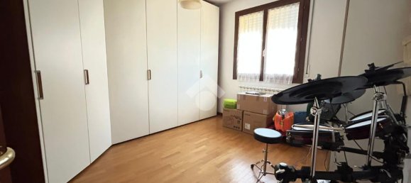 2 bedrooms Apartment in Rovigo, Italy No. 361650 14