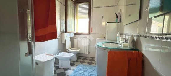 2 bedrooms Apartment in Rovigo, Italy No. 361650 13