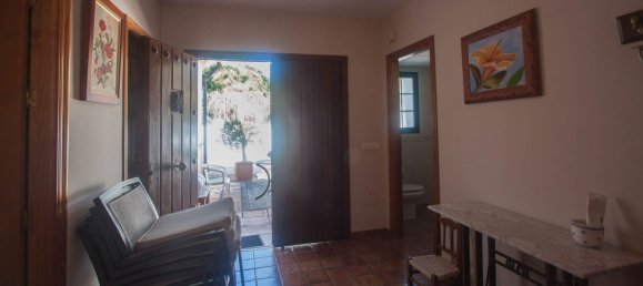 3 Schlafzimmer Haus in Estepona, Spain, Nr. 140291 6