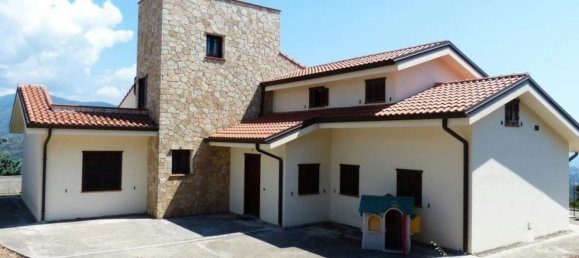 4 bedrooms Apartment in Sant'Eufemia d'Aspromonte, Italy No. 348430 18