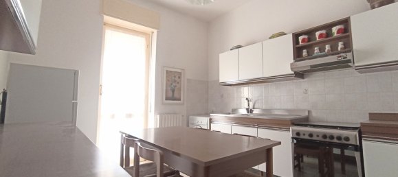 5 rooms Apartment in Sassari, Italy No. 143908 4