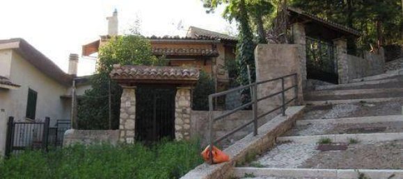 9 rooms Villa in Carsoli, Italy No. 179081 5