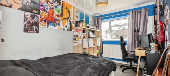 3 bedrooms House in Dorking, United Kingdom No. 10541 7