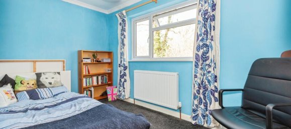 3 bedrooms House in Dorking, United Kingdom No. 10541 8