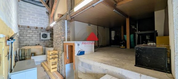 60m² Commercial property in Geneuille, France No. 304364 8