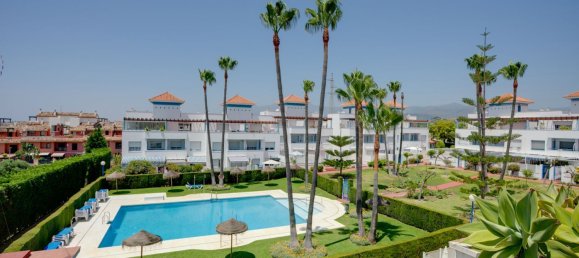 Moradia em banda T5 em Estepona, Spain N.º 143911 14