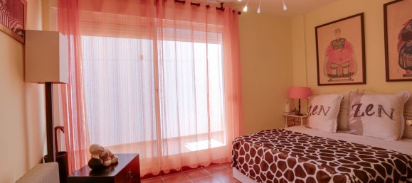 Moradia em banda T5 em Estepona, Spain N.º 143911 20