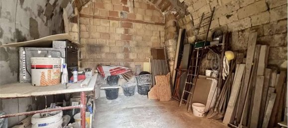 6-salle Appartement à Andria, Italy No. 157409 2