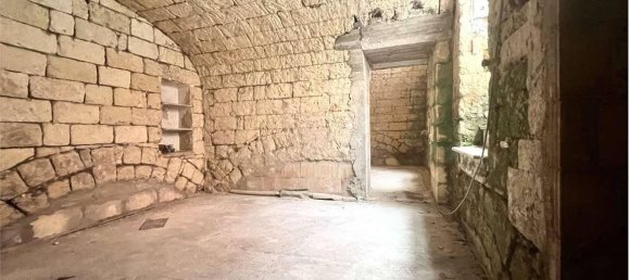 6-salle Appartement à Andria, Italy No. 157409 8