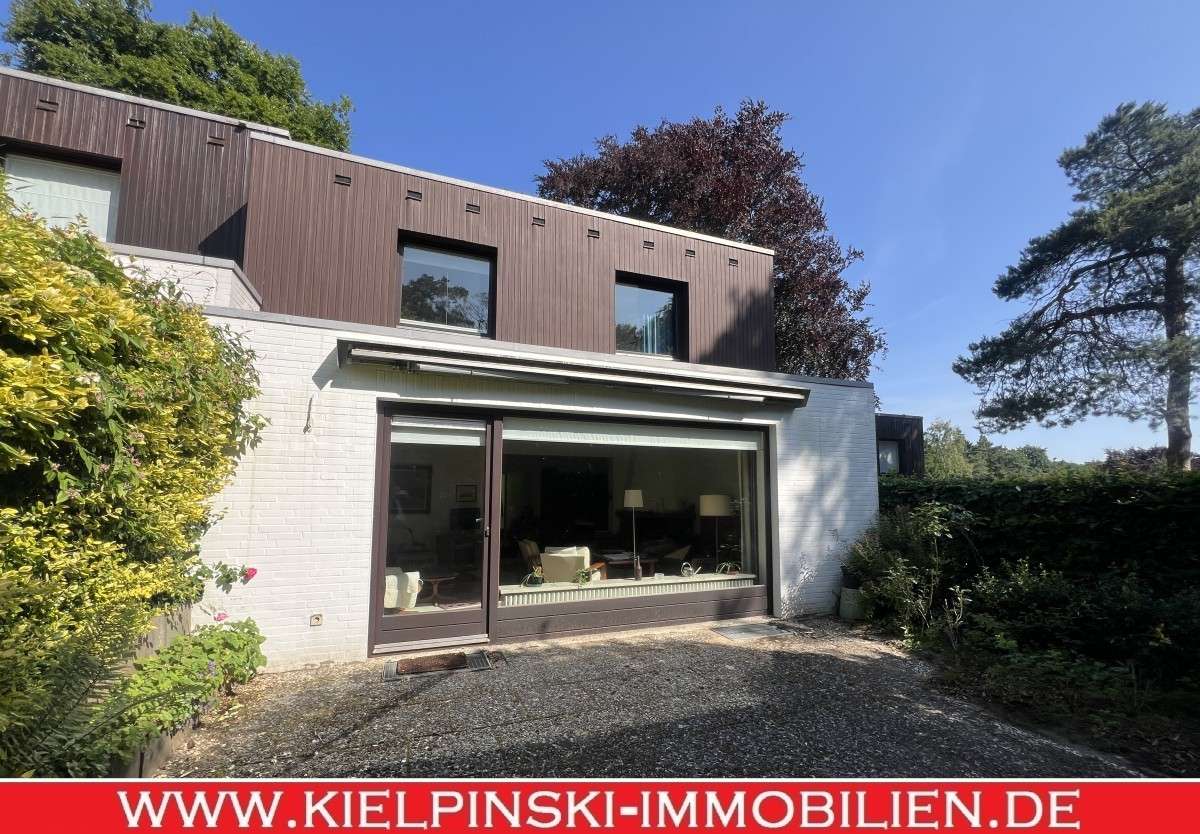 5 rooms Townhouse in Altona, Germany No. 351454