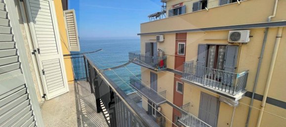 4غرفة شقة في Molfetta, Italy رقم 20579 18