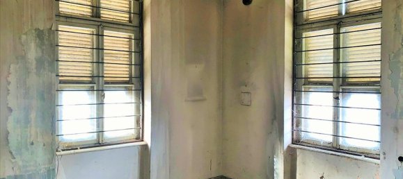 300m² Property in Thessaloniki, Greece No. 5299 9