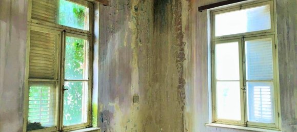 300m² Property in Thessaloniki, Greece No. 5299 14