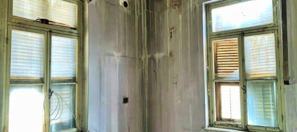 300m² Property in Thessaloniki, Greece No. 5299 15