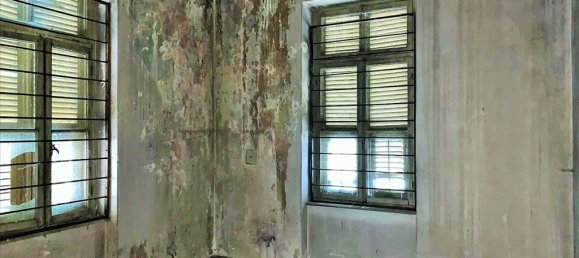 300m² Property in Thessaloniki, Greece No. 5299 6