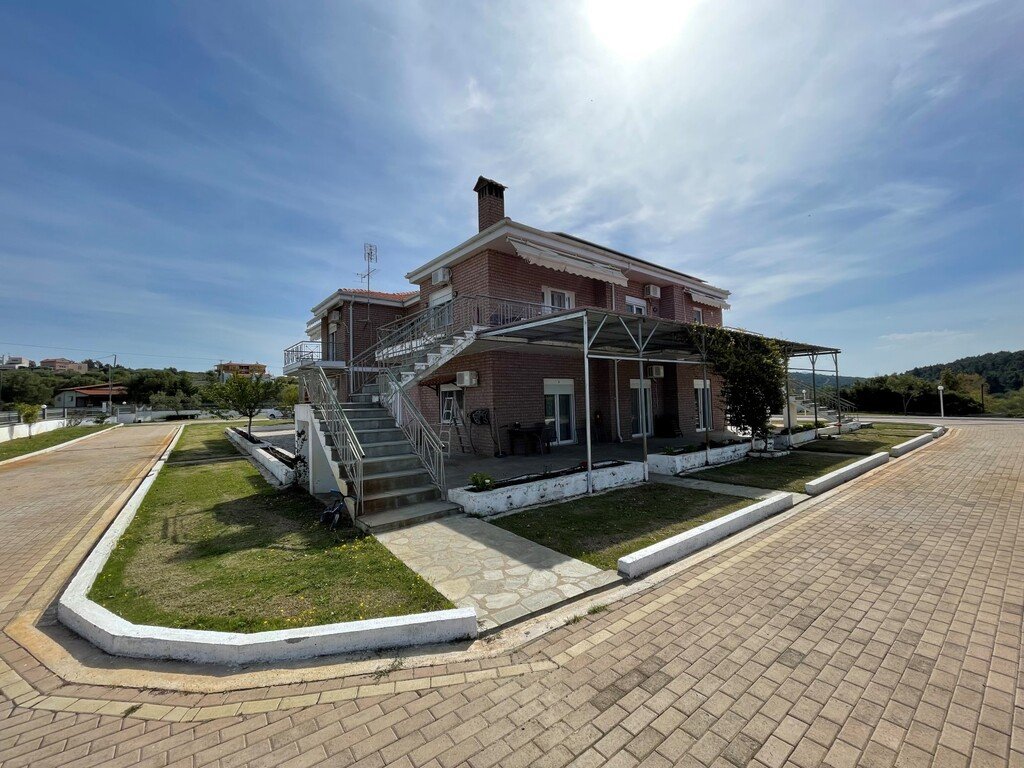 529m² Townhouse in Chalkidiki, Greece No. 3952