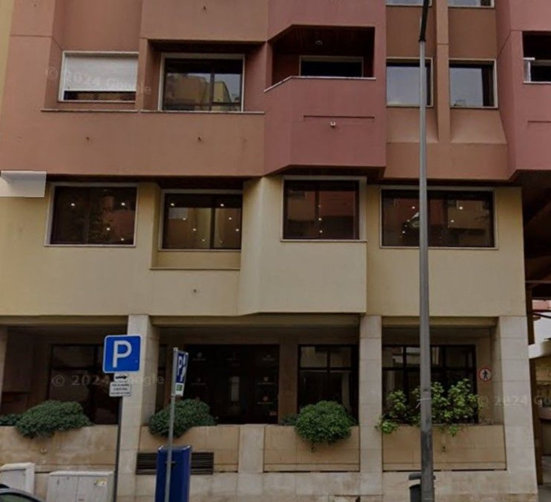 310m² Office in Lisbon, Portugal No. 339907