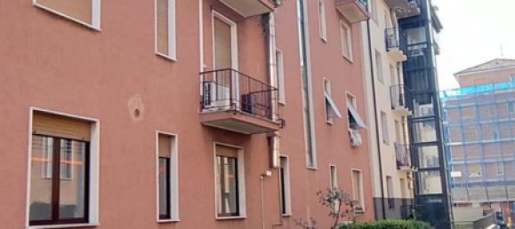 Квартира с 2 комнатами в Кузано Миланино, Италия № 8497 26