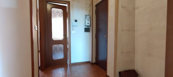 Квартира с 2 комнатами в Кузано Миланино, Италия № 8497 2