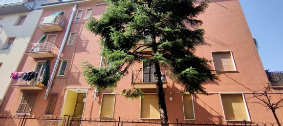 Квартира с 2 комнатами в Кузано Миланино, Италия № 8497 27