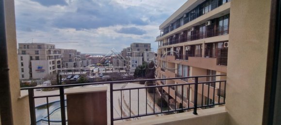 3 bedrooms Apartment No. 1210 18