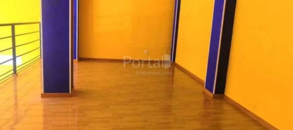 Gewerbliche Immobilie in Leon, Spain 292m², Nr. 66434 11