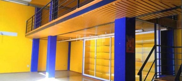 Gewerbliche Immobilie in Leon, Spain 292m², Nr. 66434 5