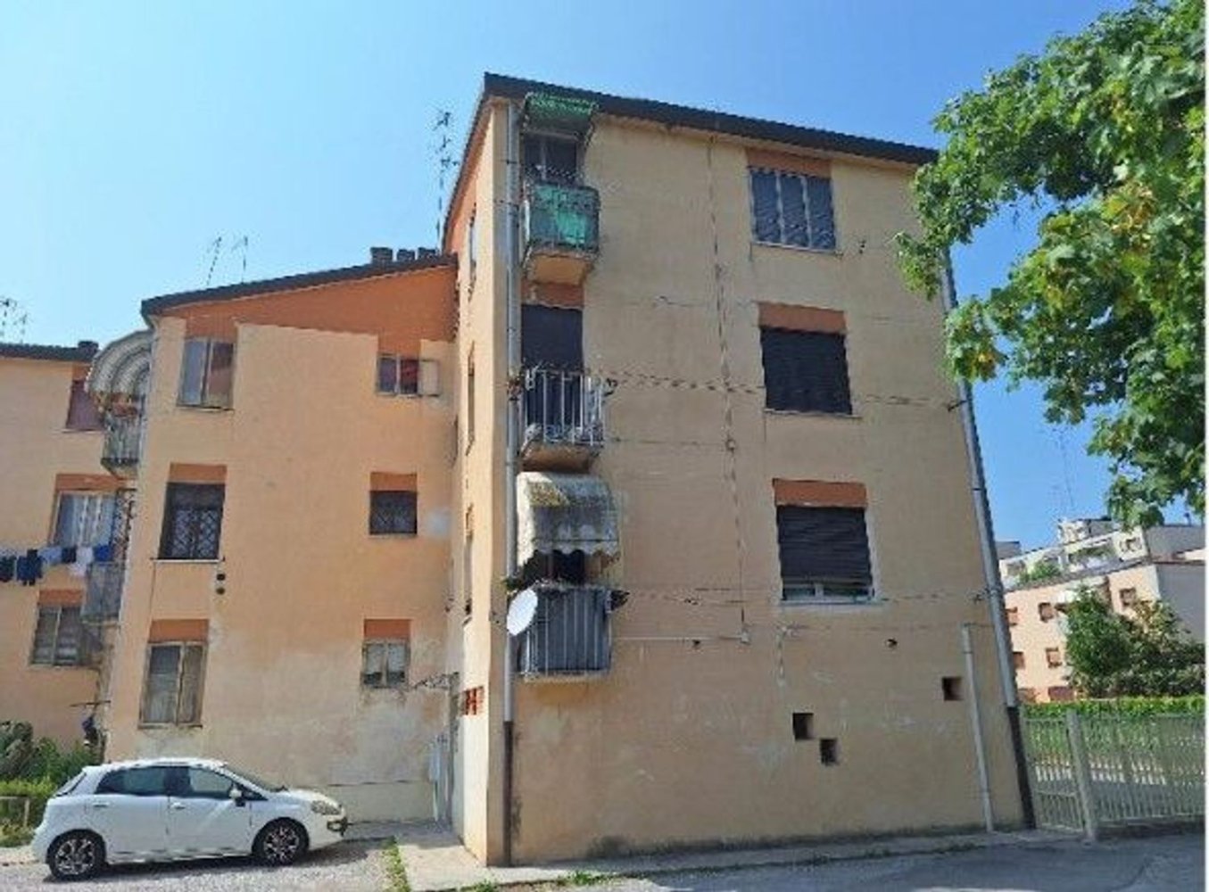 Apartamento de 4 dormitorios en Venice, Italy No. 319393