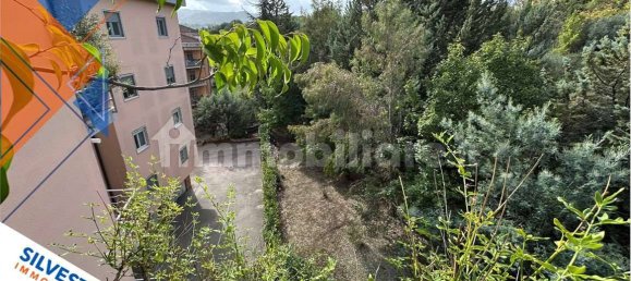 Квартира с 5 комнатами в Беневенто, Италия № 33821 30