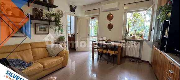 Квартира с 5 комнатами в Беневенто, Италия № 33821 16